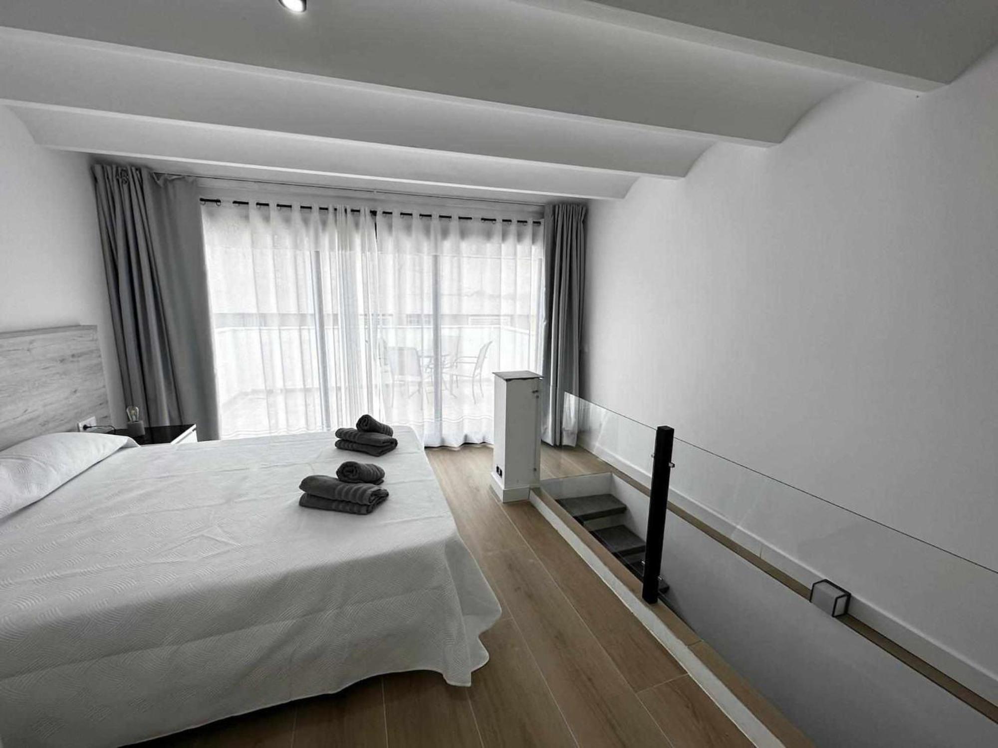 A H Rentals Van Gogh Apartamento Vinarós Extérieur photo